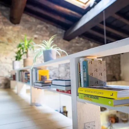 Secluded In Le Caunil בית נופש *