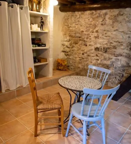 Secluded In Le Caunil Salvezines